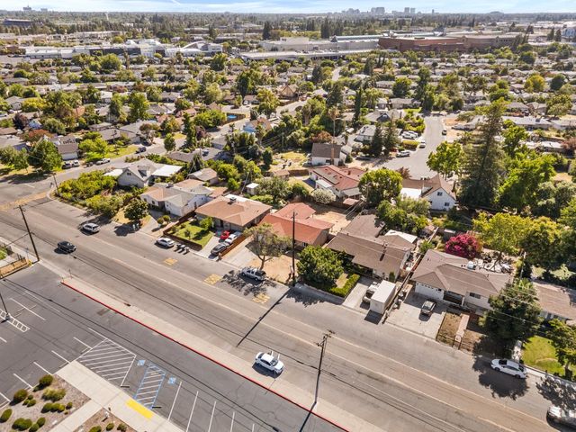 2019 Ethan Way, Sacramento, CA 95825