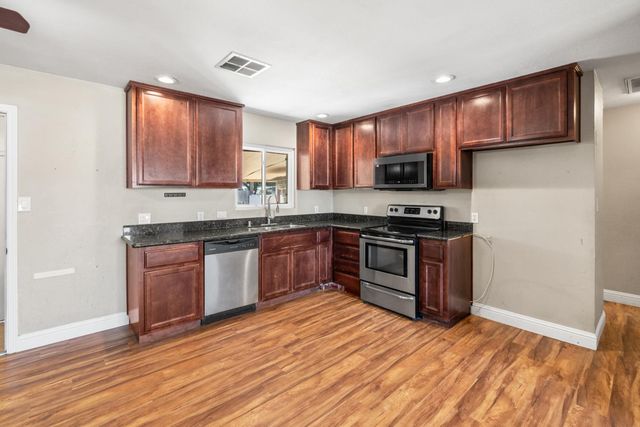 2019 Ethan Way, Sacramento, CA 95825