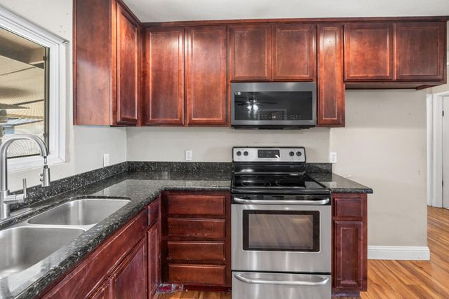 2019 Ethan Way, Sacramento, CA 95825