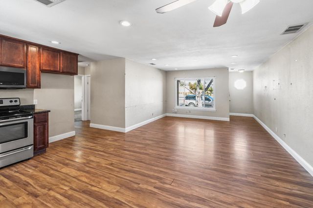 2019 Ethan Way, Sacramento, CA 95825