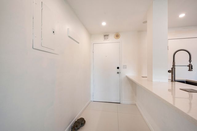 900 NE 18th Avenue 408, Fort Lauderdale, FL 33304