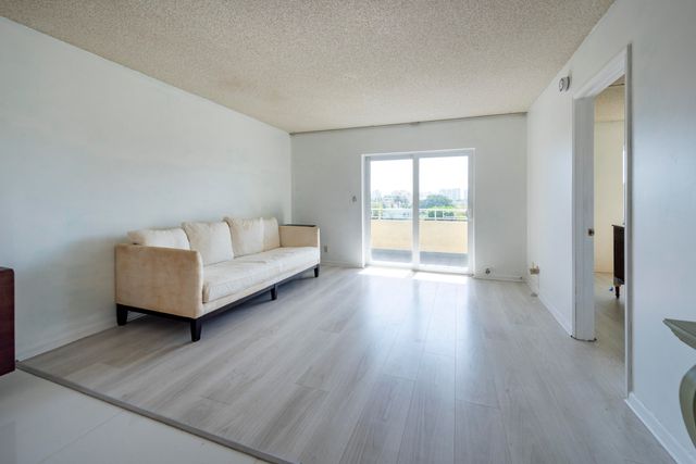 900 NE 18th Avenue 408, Fort Lauderdale, FL 33304