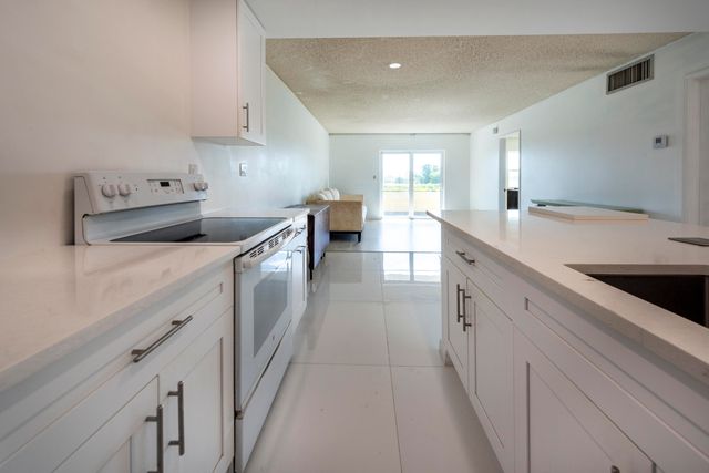 900 NE 18th Avenue 408, Fort Lauderdale, FL 33304