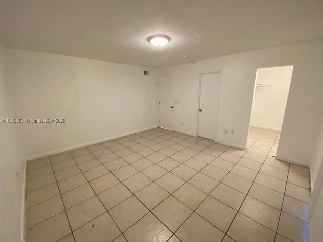 28185 SW 143rd Ct, Homestead, FL 33033