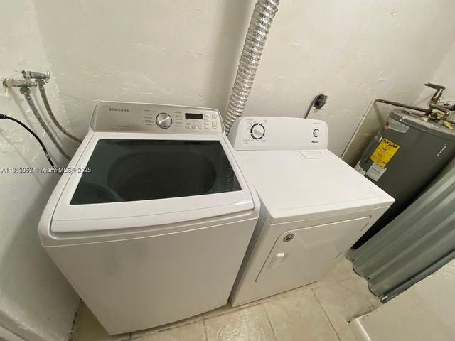 28185 SW 143rd Ct, Homestead, FL 33033