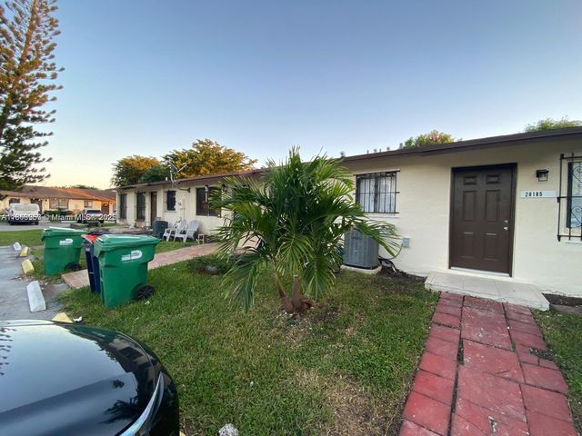 28185 SW 143rd Ct, Homestead, FL 33033