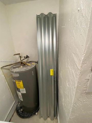 28185 SW 143rd Ct, Homestead, FL 33033