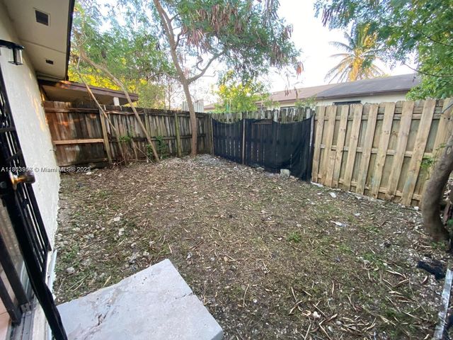 28185 SW 143rd Ct, Homestead, FL 33033