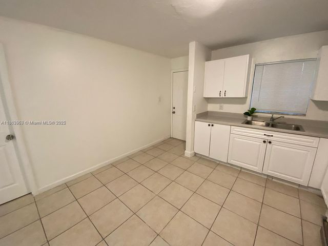 28185 SW 143rd Ct, Homestead, FL 33033