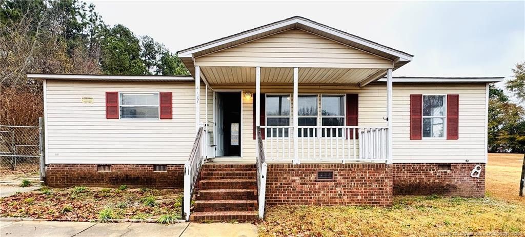 61 Lexington Lane, Cameron, NC 28326