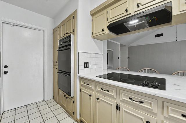 14318 Foxford Way, Houston, TX 77015