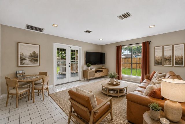 14318 Foxford Way, Houston, TX 77015