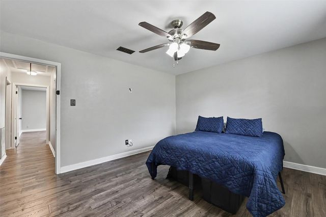 14318 Foxford Way, Houston, TX 77015