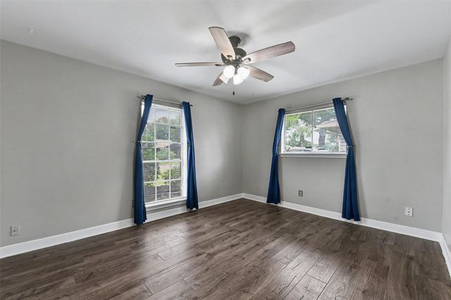 14318 Foxford Way, Houston, TX 77015