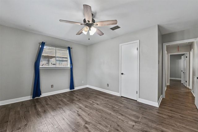 14318 Foxford Way, Houston, TX 77015