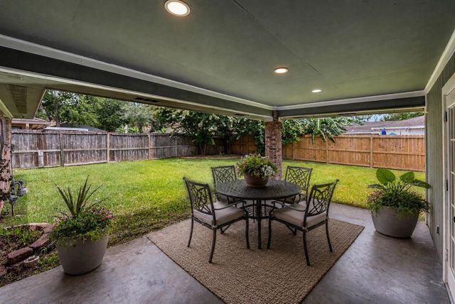 14318 Foxford Way, Houston, TX 77015