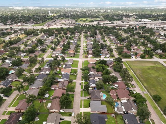 14318 Foxford Way, Houston, TX 77015