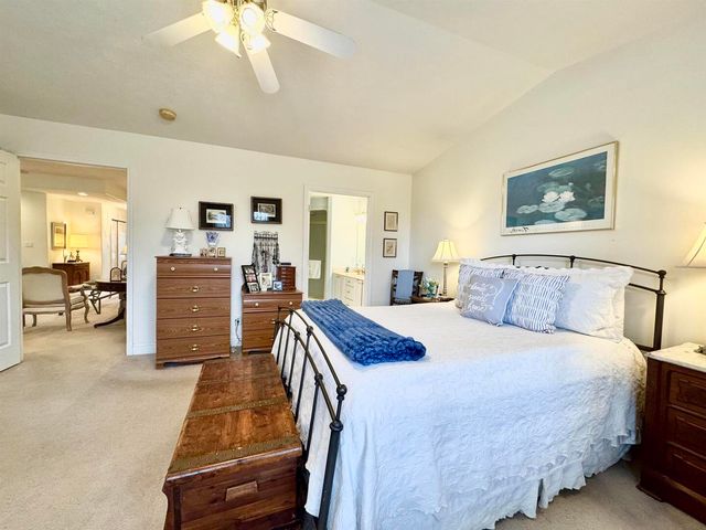 661 Lake Harbor Drive, Marion, IL 62959