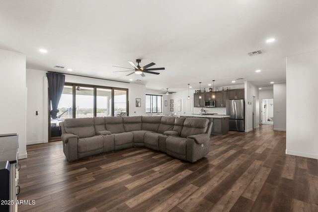 32011 N 225TH Drive, Wittmann, AZ 85361