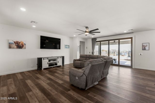 32011 N 225TH Drive, Wittmann, AZ 85361