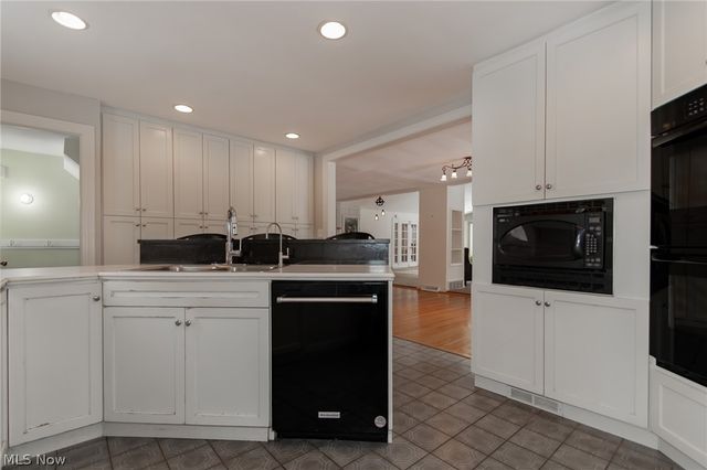 8301 Sherman Road, Chesterland, OH 44026