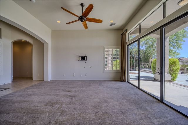 2854 Fort Silver Drive, Bullhead City, AZ 86429