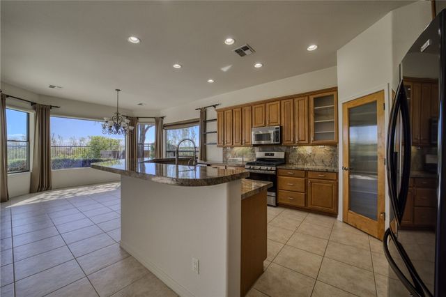 2854 Fort Silver Drive, Bullhead City, AZ 86429