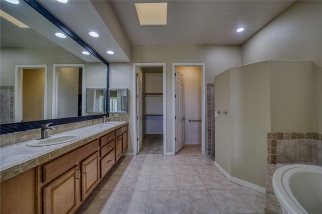 2854 Fort Silver Drive, Bullhead City, AZ 86429