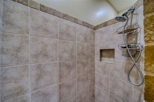 2854 Fort Silver Drive, Bullhead City, AZ 86429