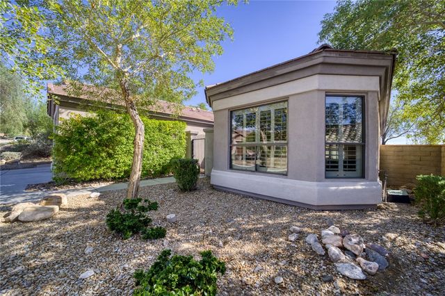 2854 Fort Silver Drive, Bullhead City, AZ 86429