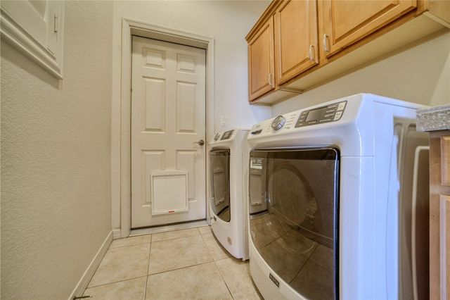 2854 Fort Silver Drive, Bullhead City, AZ 86429