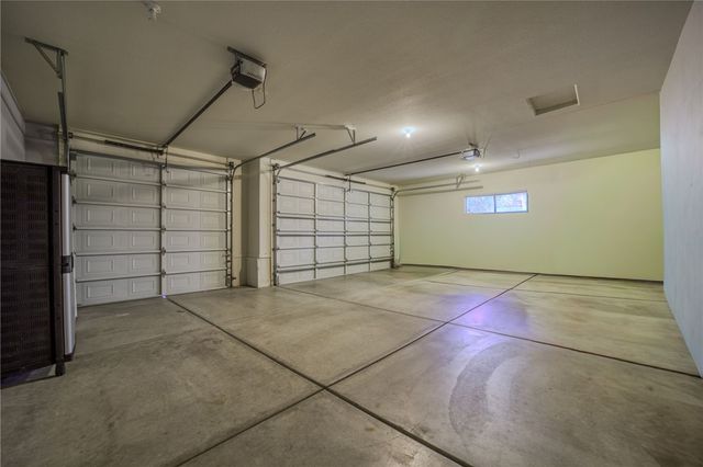 2854 Fort Silver Drive, Bullhead City, AZ 86429