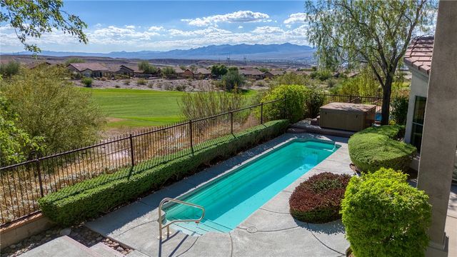 2854 Fort Silver Drive, Bullhead City, AZ 86429