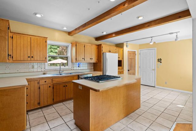 613 Labore Road, Little Canada, MN 55117