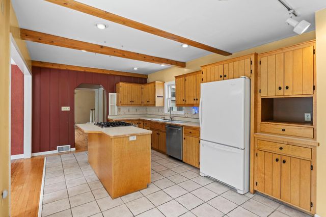 613 Labore Road, Little Canada, MN 55117
