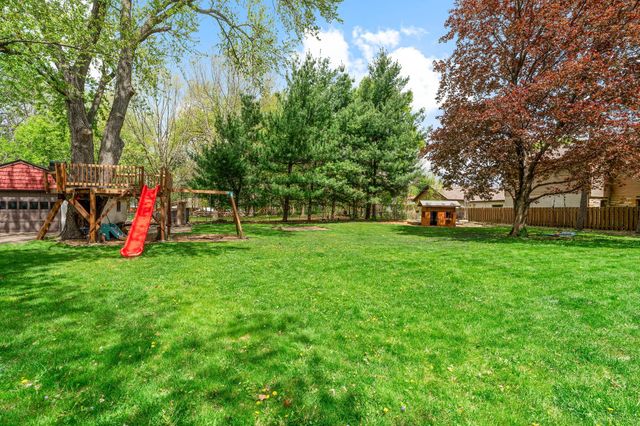 613 Labore Road, Little Canada, MN 55117