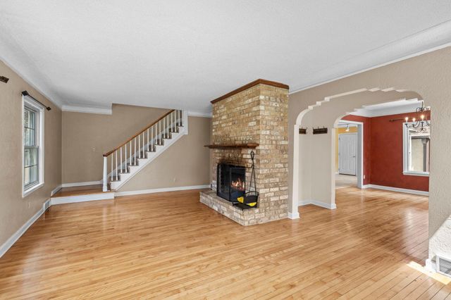 613 Labore Road, Little Canada, MN 55117