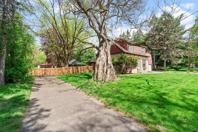 613 Labore Road, Little Canada, MN 55117