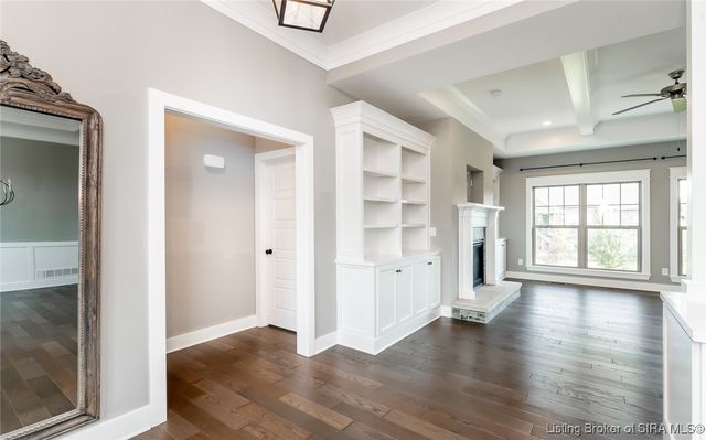 3008 Saratoga Lane, Sellersburg, IN 47172