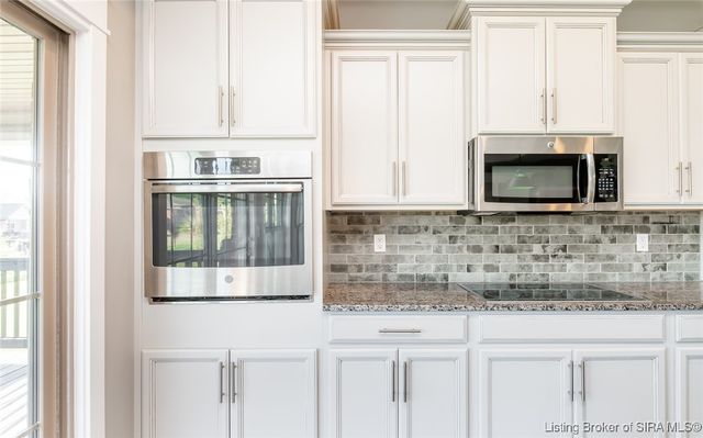 3008 Saratoga Lane, Sellersburg, IN 47172