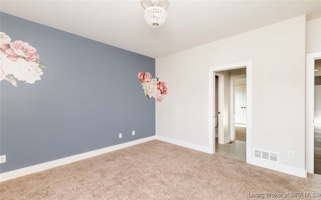 3008 Saratoga Lane, Sellersburg, IN 47172