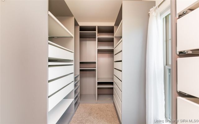 3008 Saratoga Lane, Sellersburg, IN 47172