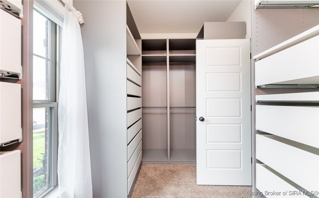 3008 Saratoga Lane, Sellersburg, IN 47172