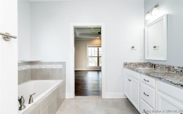 3008 Saratoga Lane, Sellersburg, IN 47172