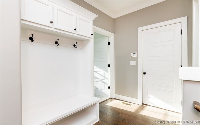 3008 Saratoga Lane, Sellersburg, IN 47172