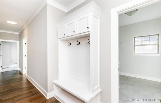 3008 Saratoga Lane, Sellersburg, IN 47172