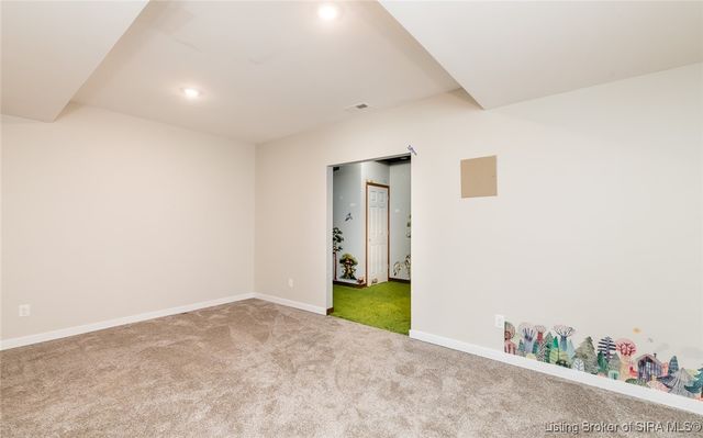 3008 Saratoga Lane, Sellersburg, IN 47172