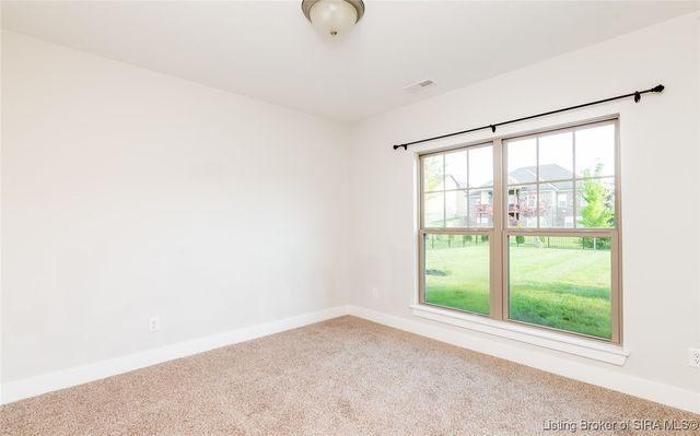 3008 Saratoga Lane, Sellersburg, IN 47172