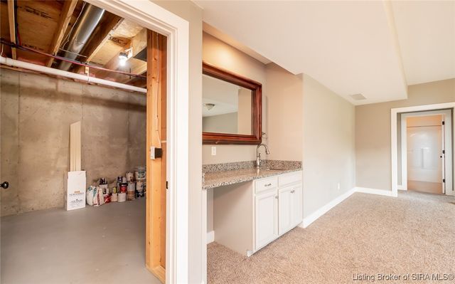 3008 Saratoga Lane, Sellersburg, IN 47172