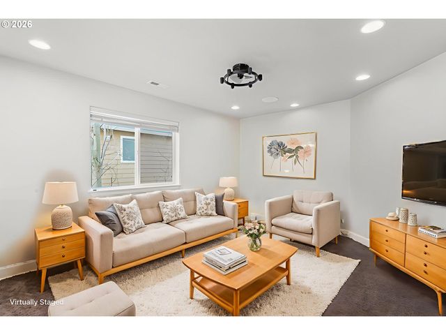 2117 Se 48TH Ave, Hillsboro, OR 97123